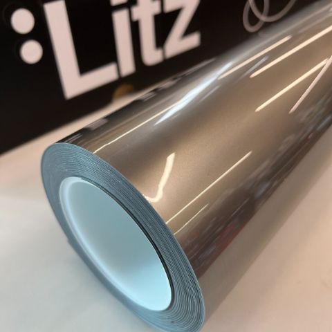 Glossy Liquid Metal Silver — muestra real de LITZ