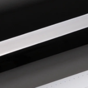 True Black Gloss — muestra real de TeckWrap